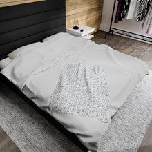 Outlined Sewing Elements Velveteen Plush Blanket