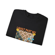 I Quilt Past My Bedtime Unisex Heavy Blend™ Crewneck Sweatshirt
