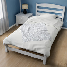 Outlined Sewing Elements Velveteen Plush Blanket
