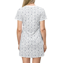 Outlined Sewing Elements T-Shirt Dress